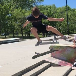 Meet your Posher, Evan